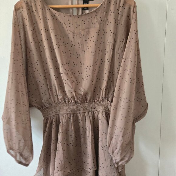 Forever 21 Chivon Assymetrical Hem Contemporary Dress - Picture 5 of 8